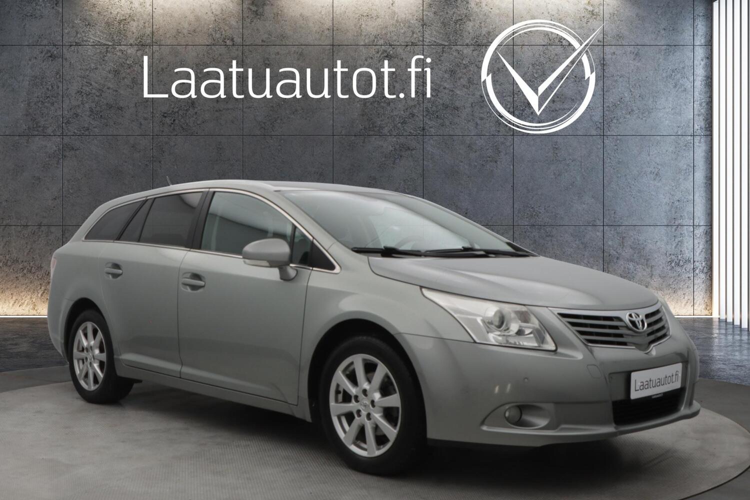 Toyota Avensis vaihtoauto