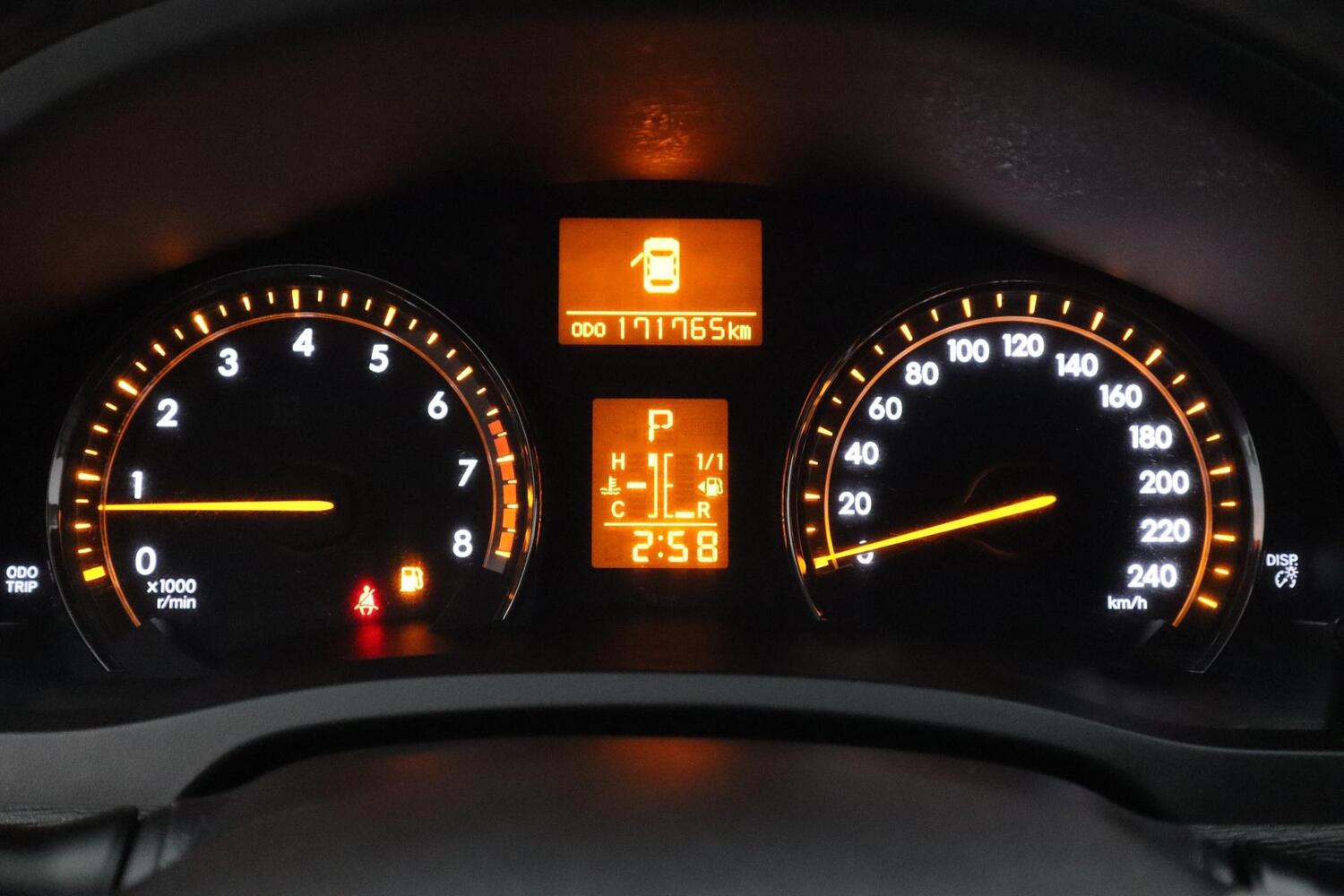Toyota Avensis vaihtoauto