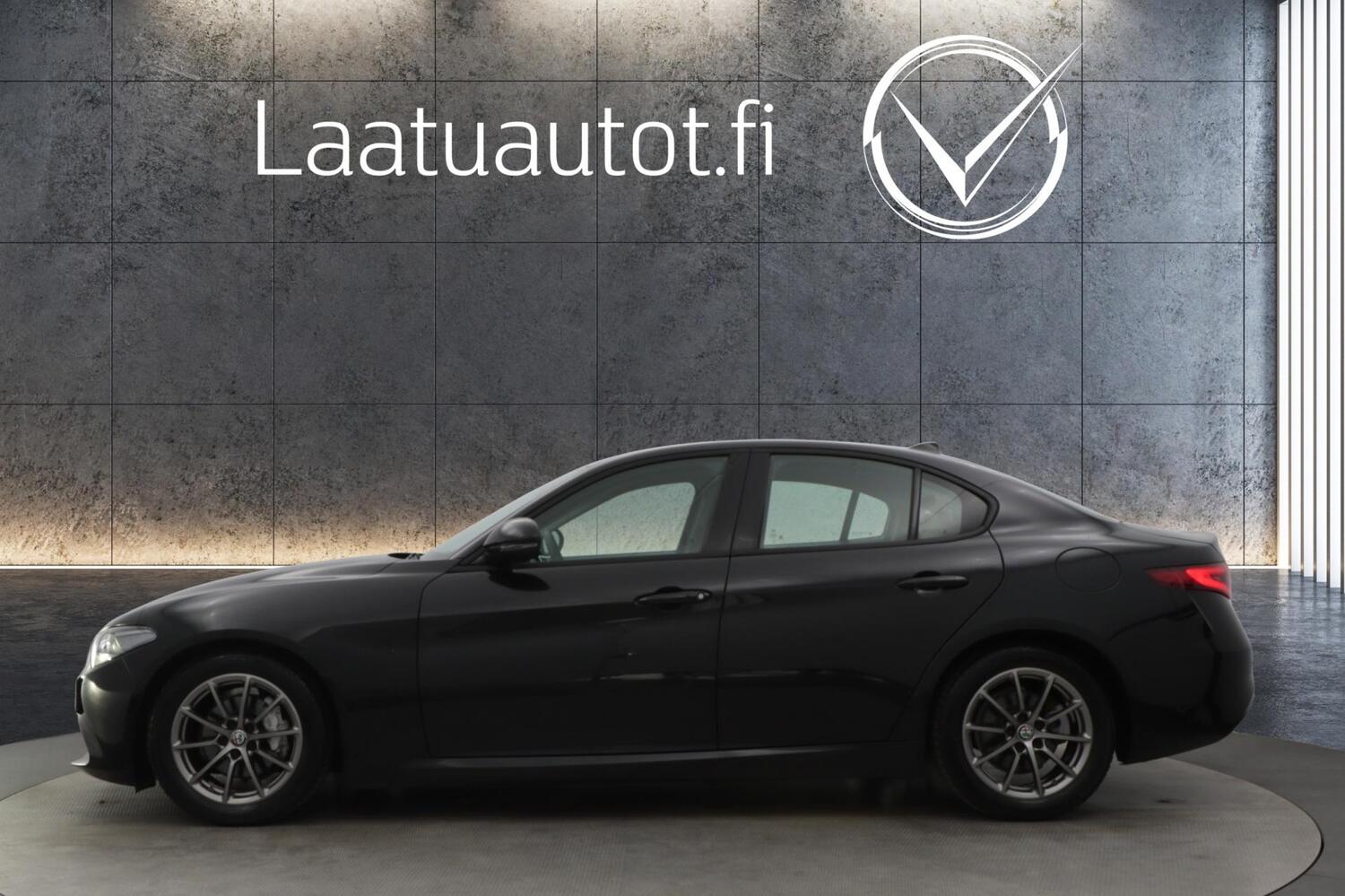 Alfa Romeo Giulia vaihtoauto