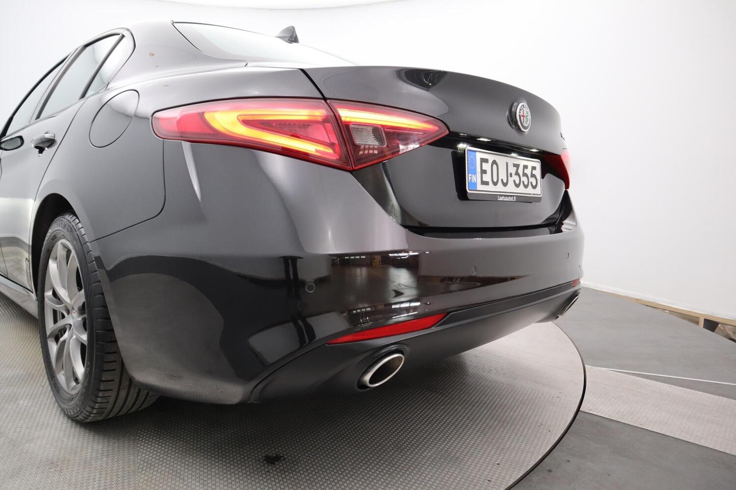 Alfa Romeo Giulia vaihtoauto