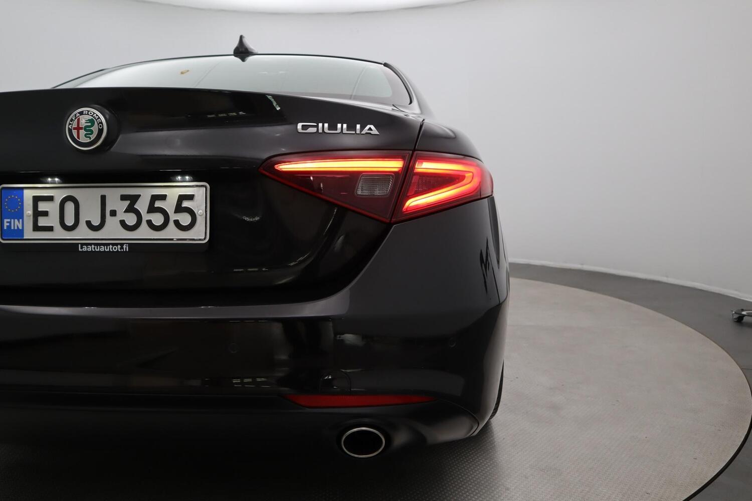 Alfa Romeo Giulia vaihtoauto