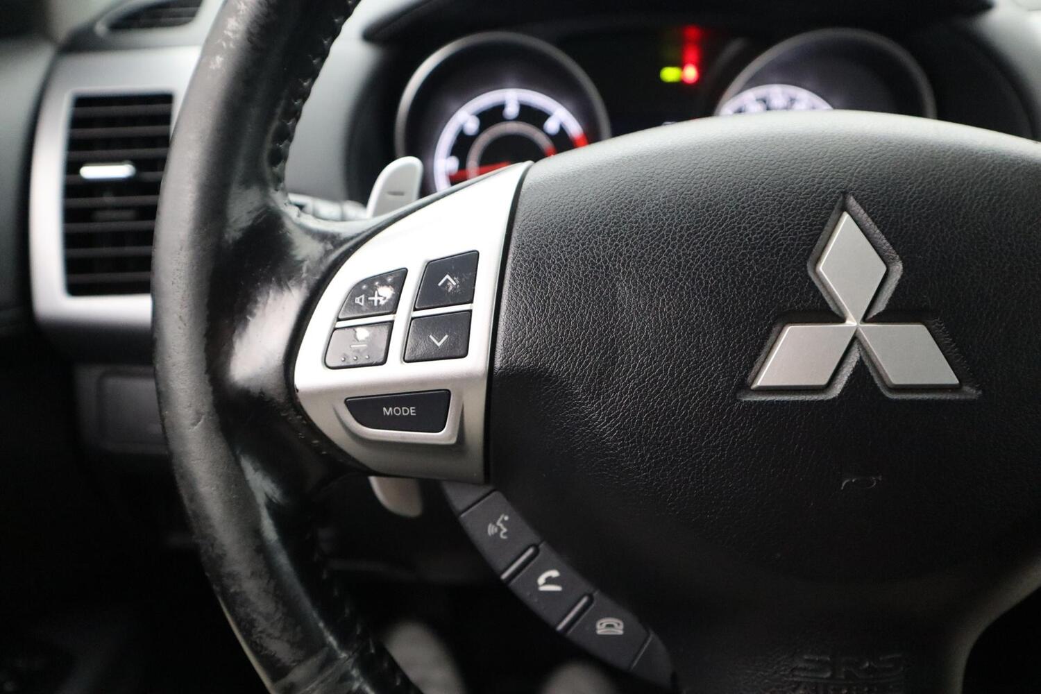 Mitsubishi Outlander vaihtoauto
