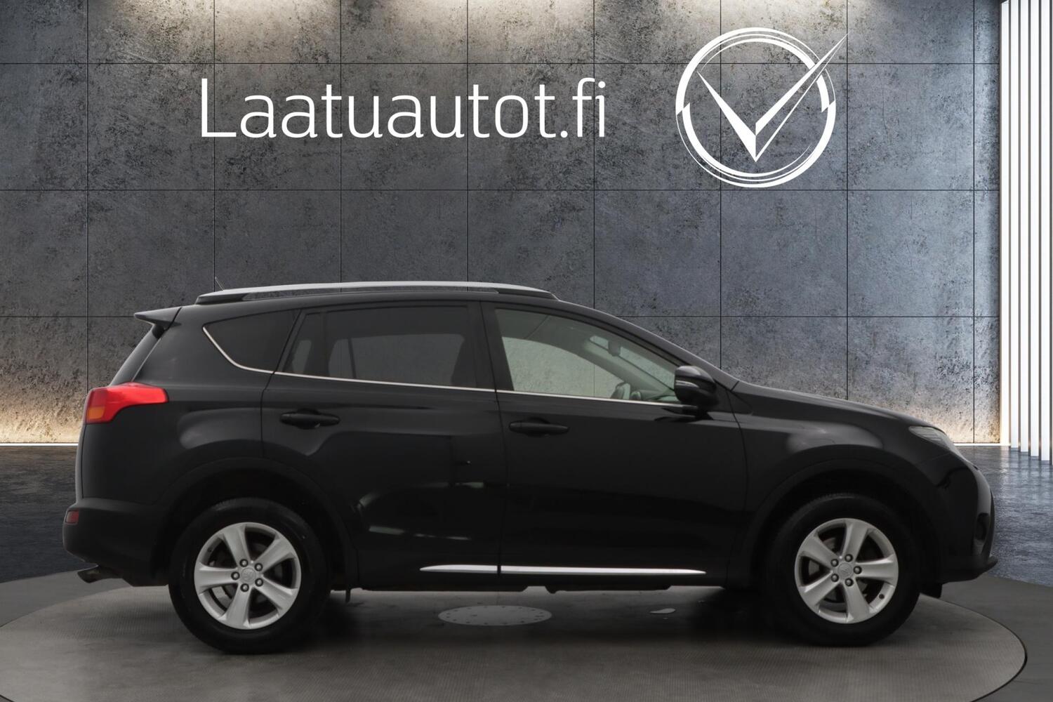 Toyota RAV4 vaihtoauto