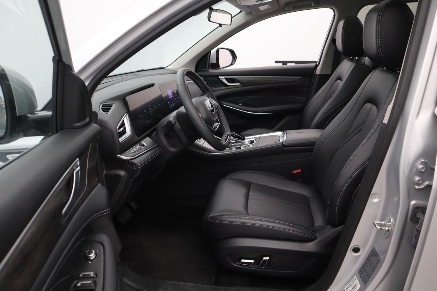 DFSK E5 vaihtoauto