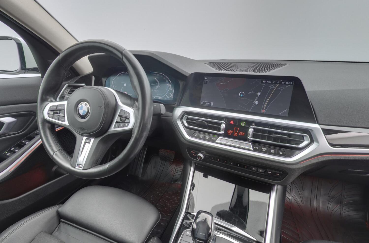 BMW 330 vaihtoauto