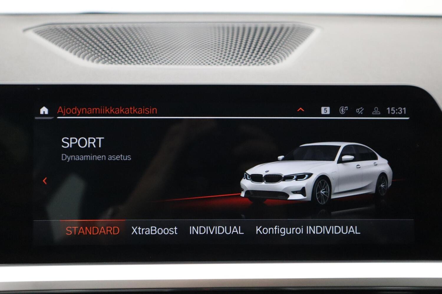 BMW 330 vaihtoauto