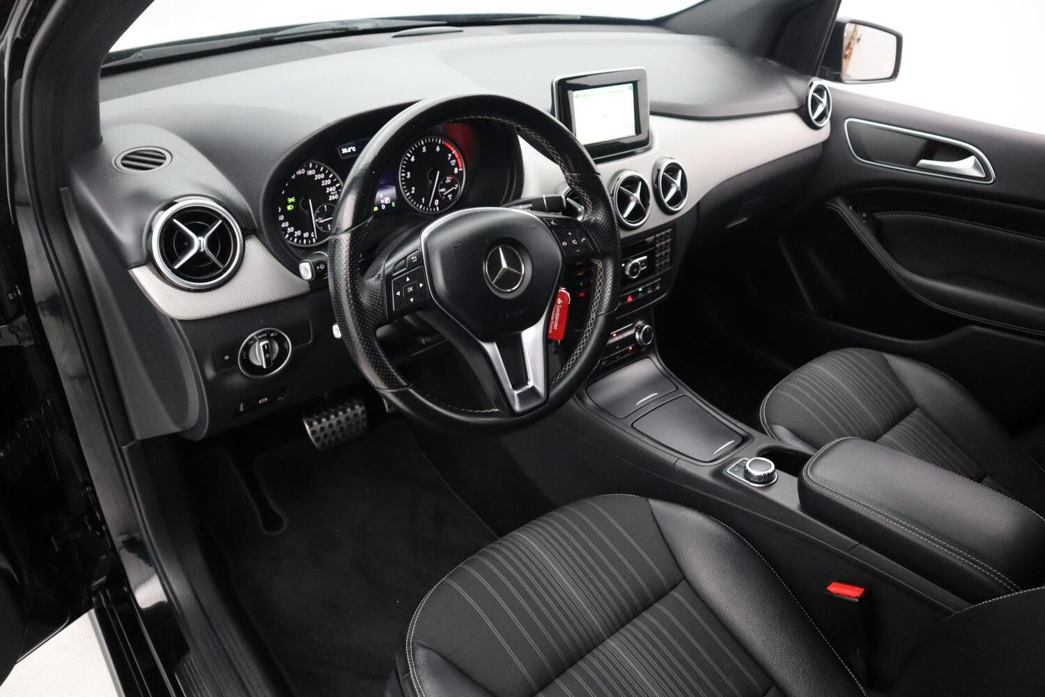 Mercedes-Benz B vaihtoauto