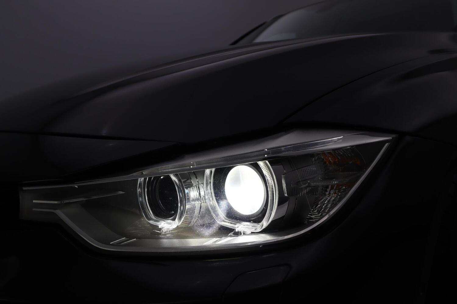 BMW 330 vaihtoauto