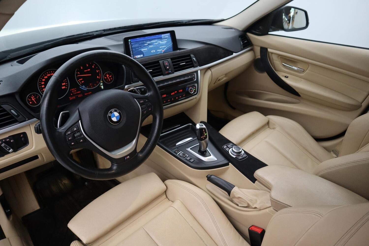 BMW 330 vaihtoauto