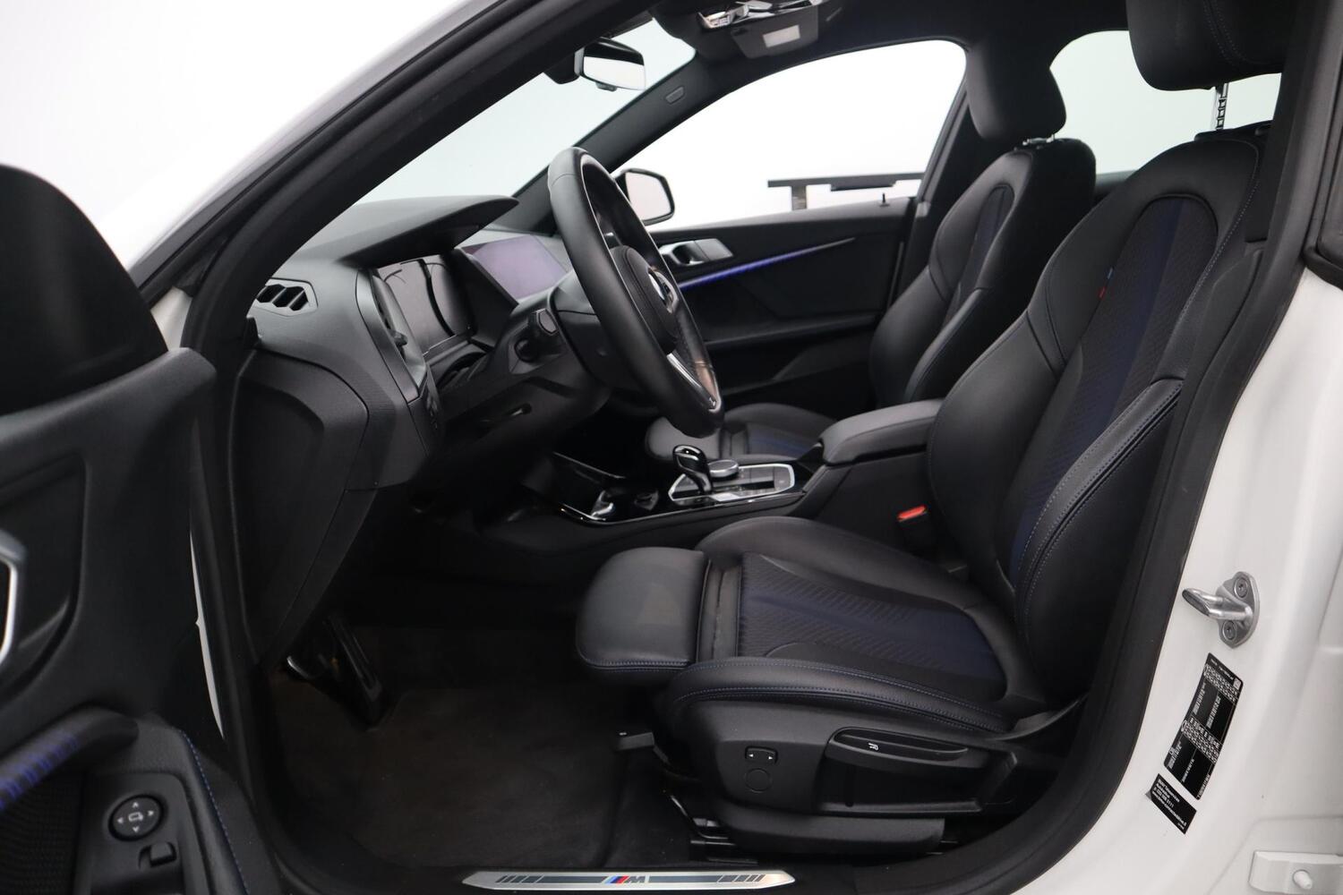BMW 218 vaihtoauto