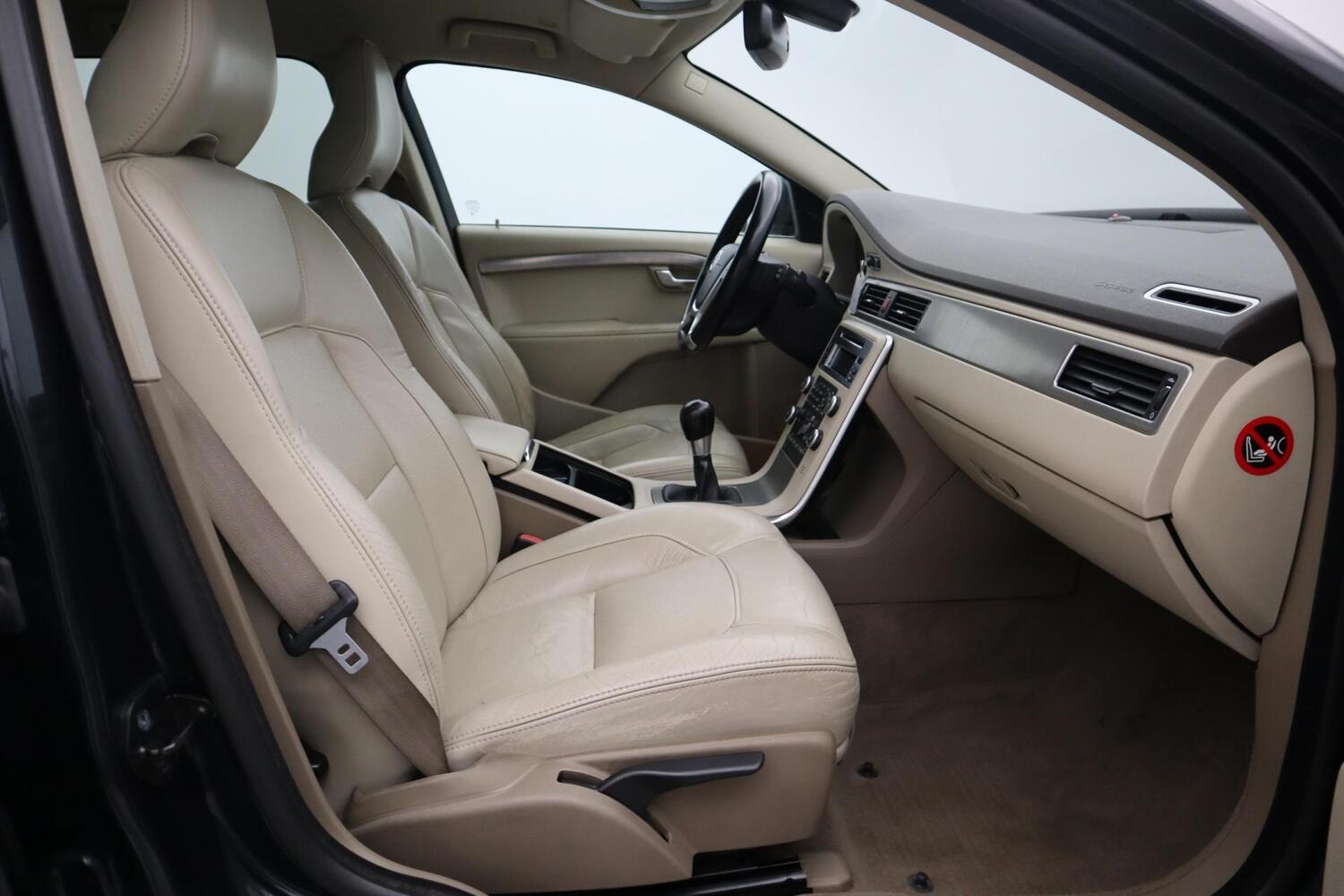 Volvo V70 vaihtoauto
