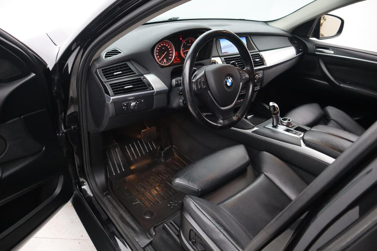 BMW X6 vaihtoauto