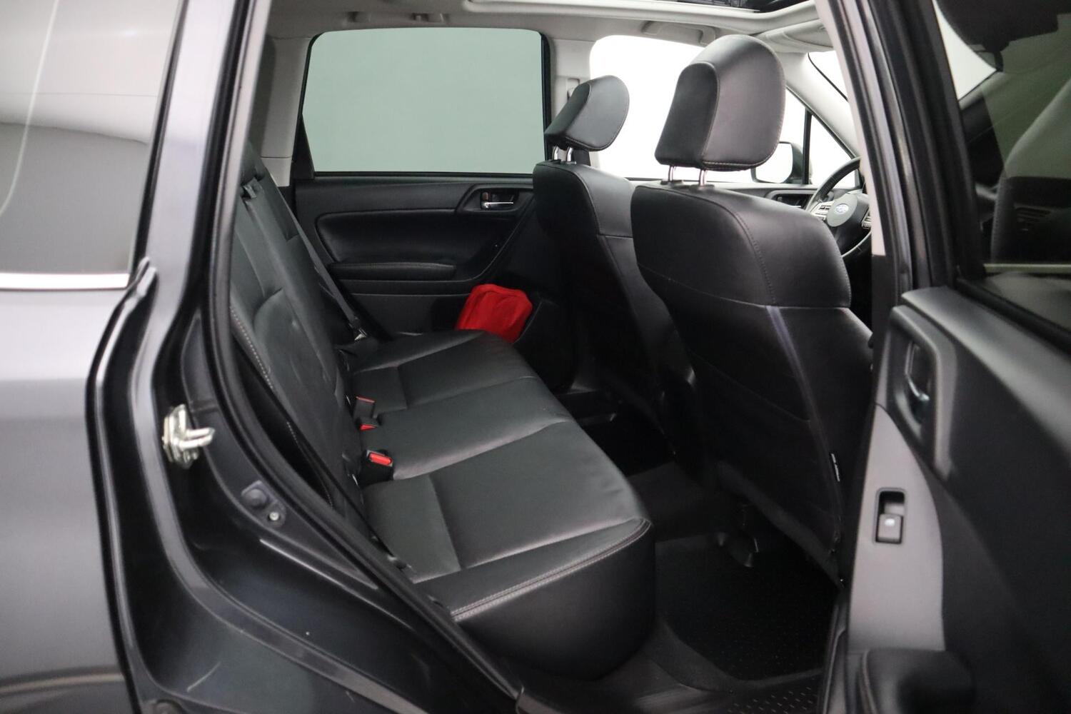 Subaru Forester vaihtoauto