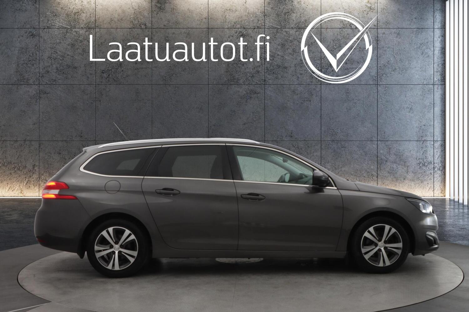 Peugeot 308 vaihtoauto