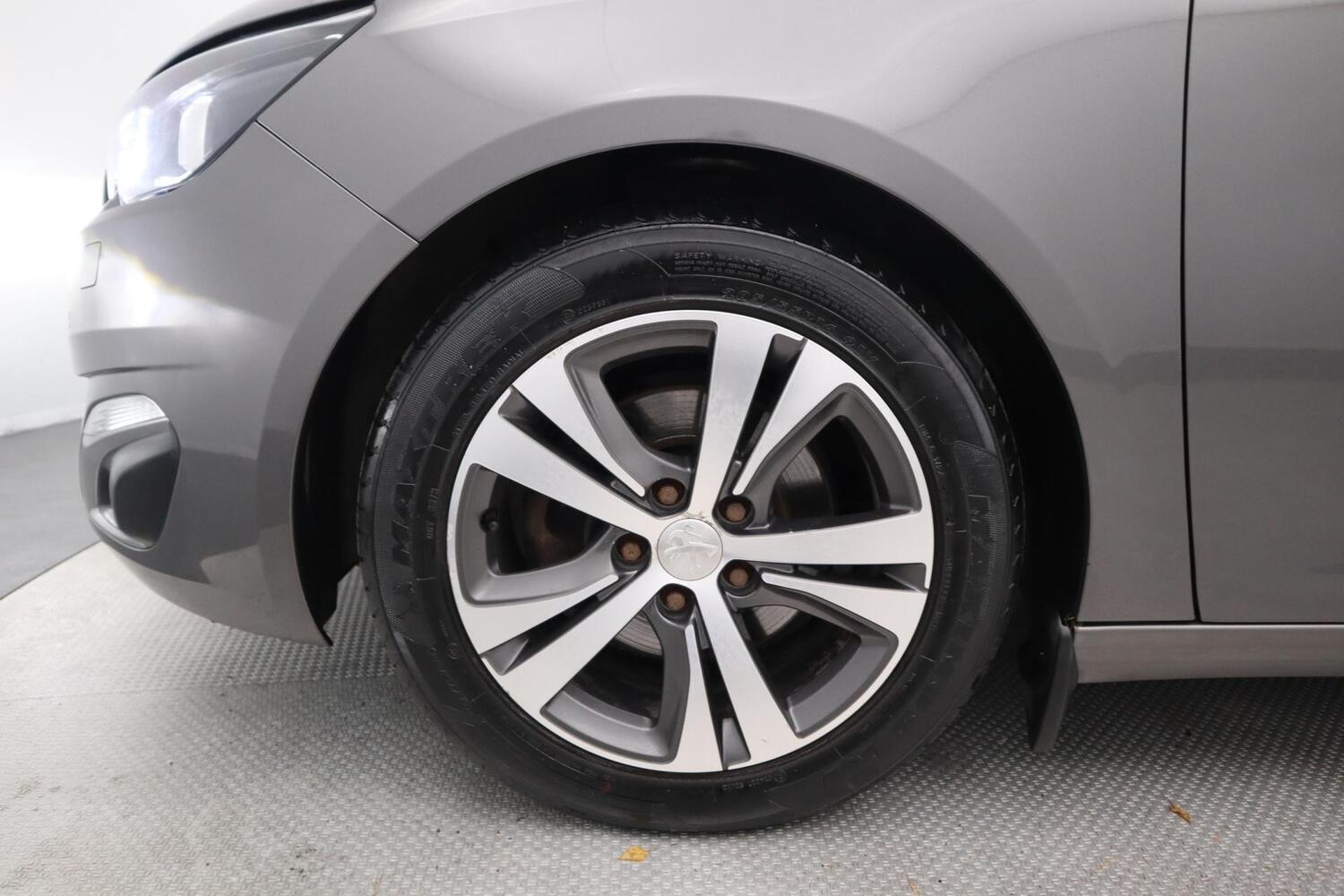 Peugeot 308 vaihtoauto