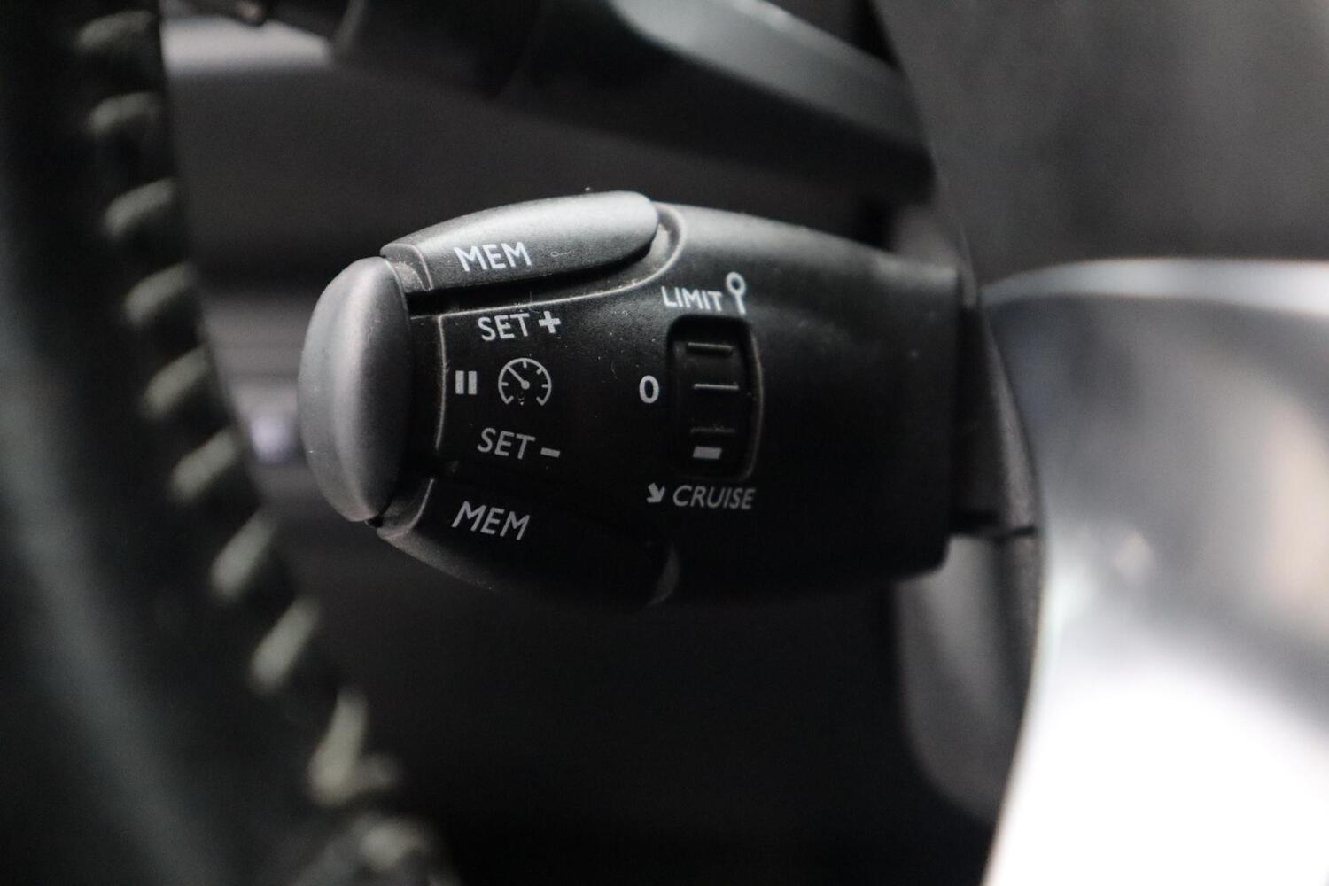Peugeot 308 vaihtoauto
