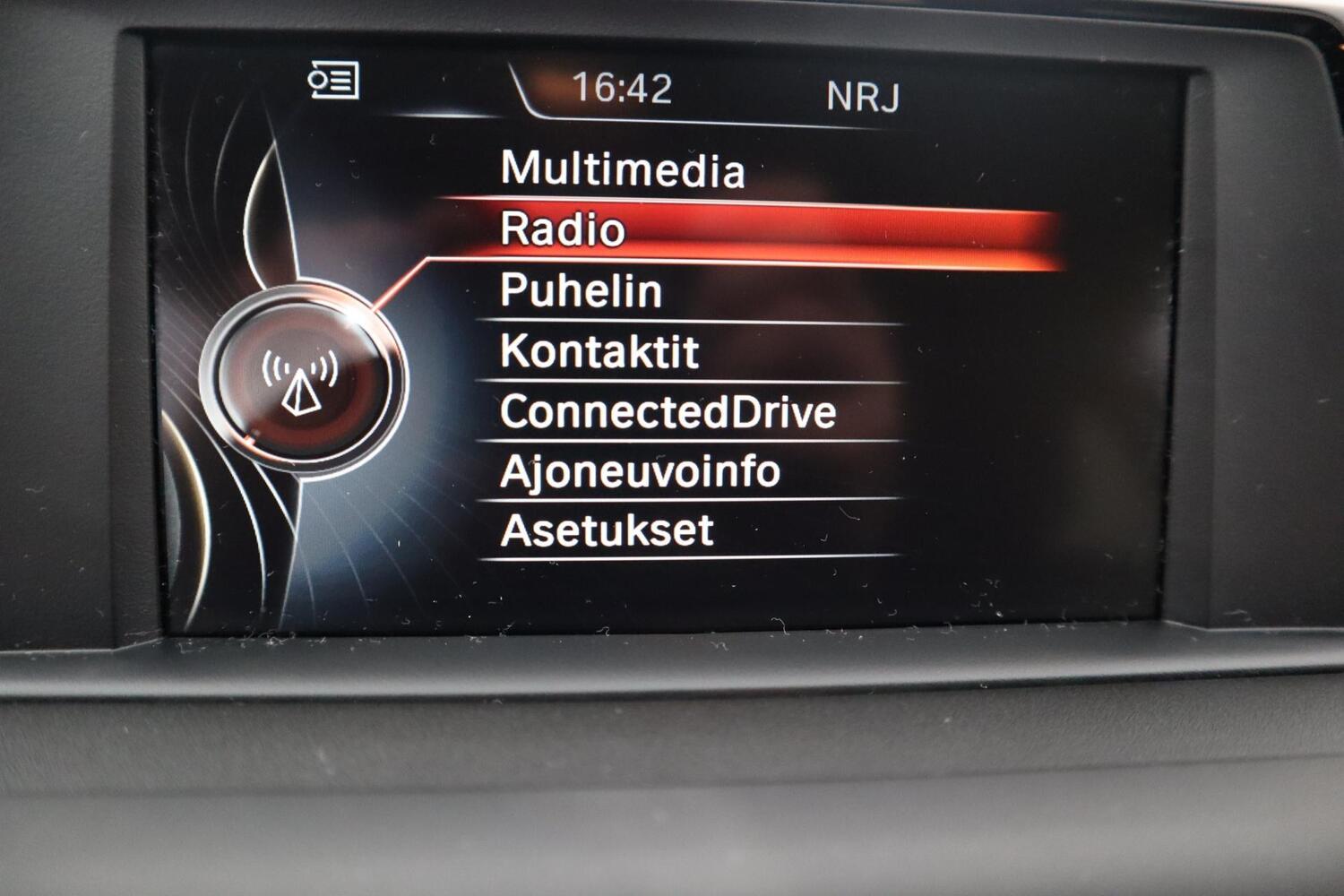 BMW 220 vaihtoauto