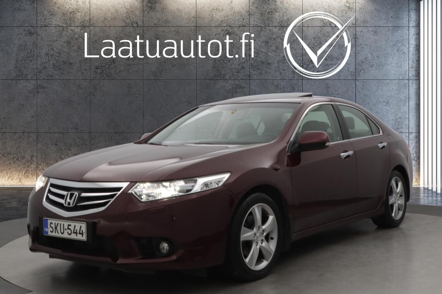 Honda Accord vaihtoauto