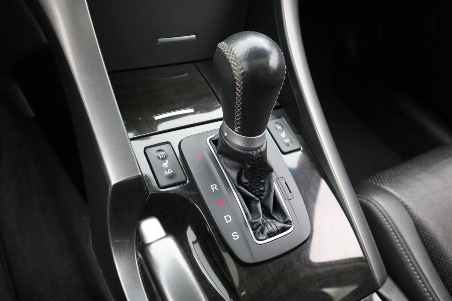 Honda Accord vaihtoauto