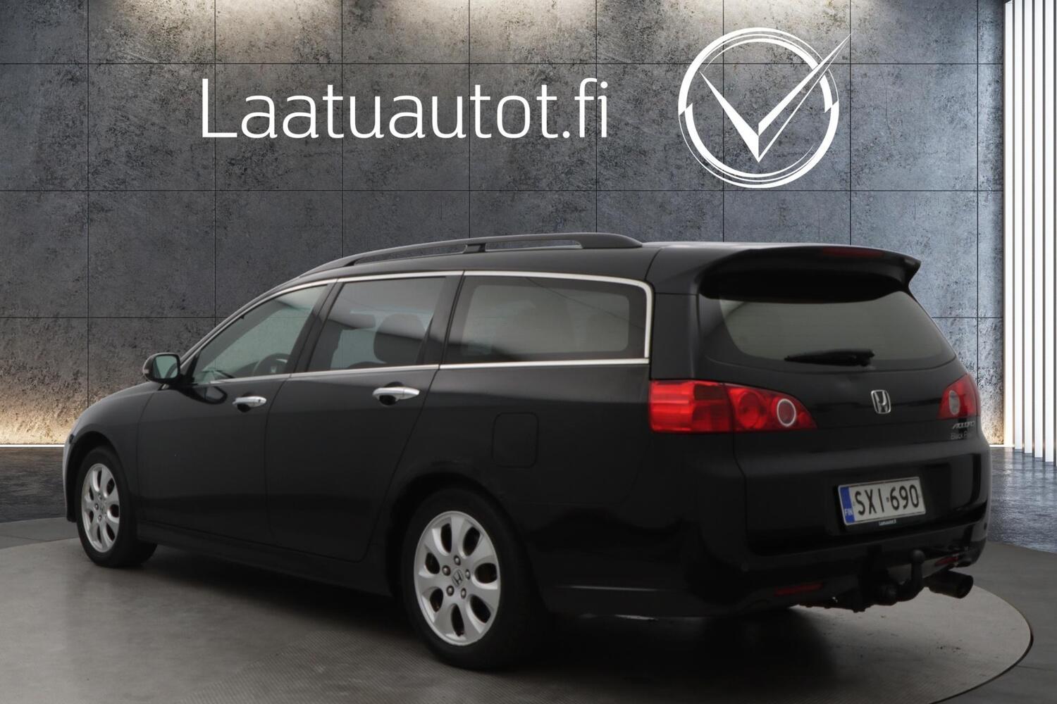 Honda Accord vaihtoauto