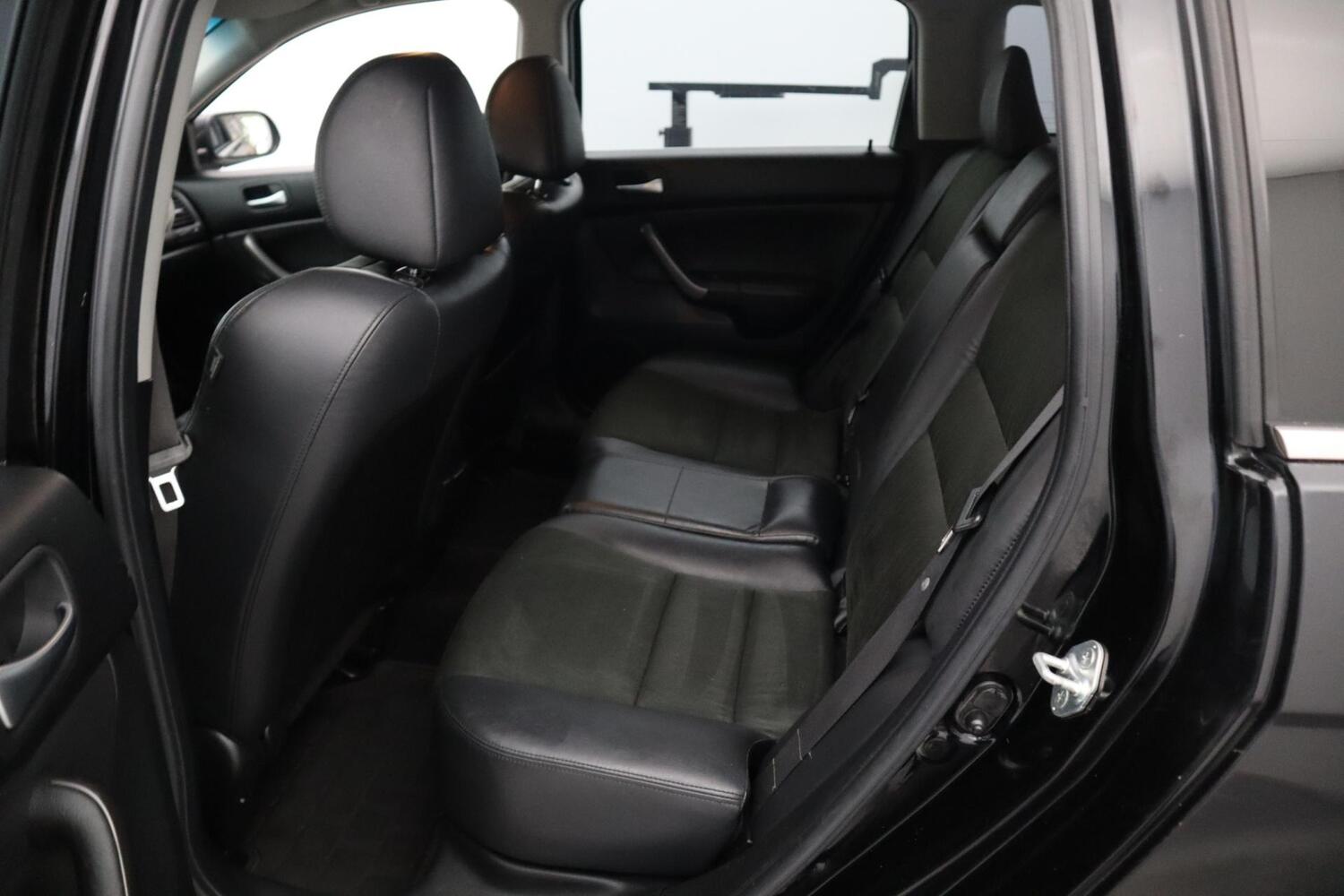 Honda Accord vaihtoauto