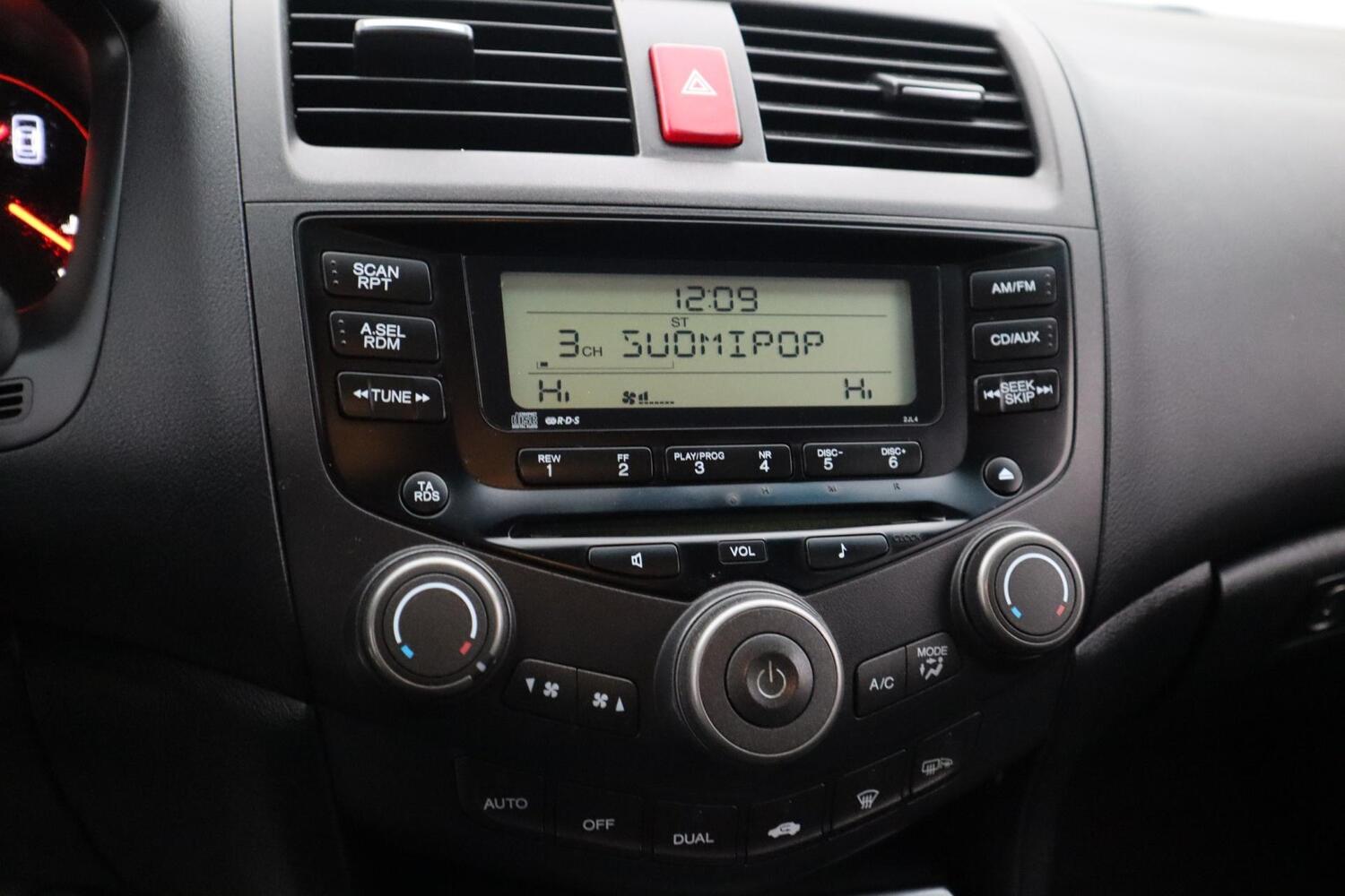 Honda Accord vaihtoauto