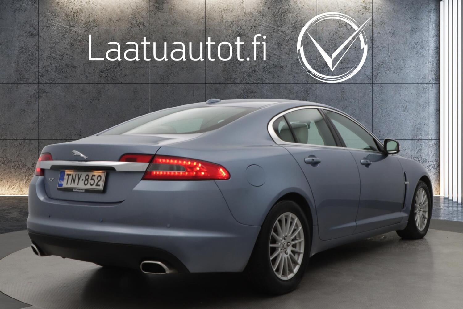 Jaguar XF vaihtoauto