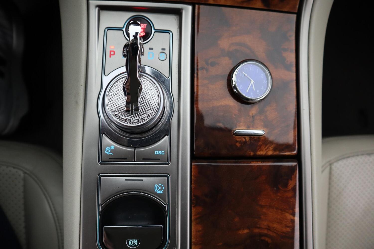 Jaguar XF vaihtoauto
