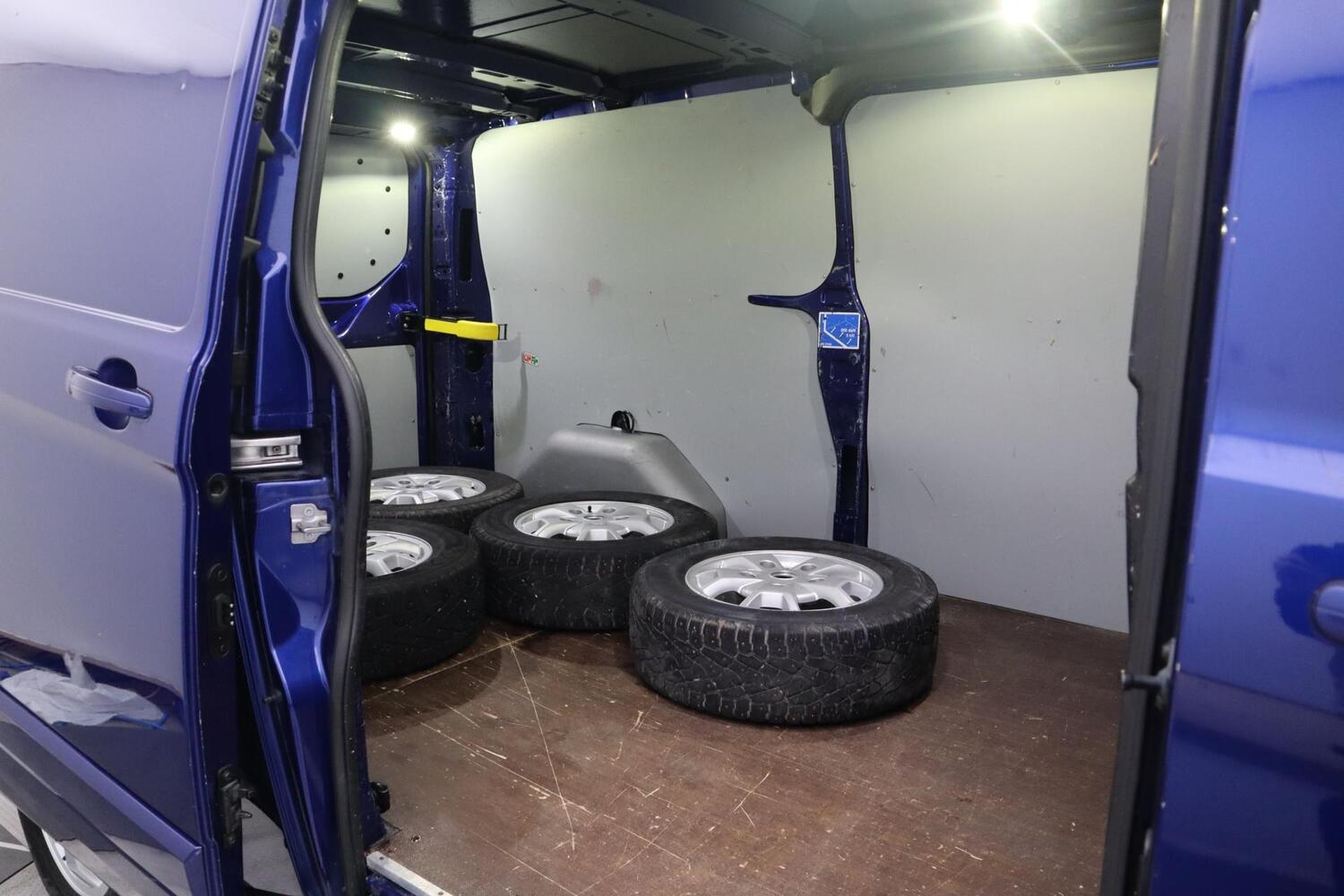 Ford Transit Custom vaihtoauto