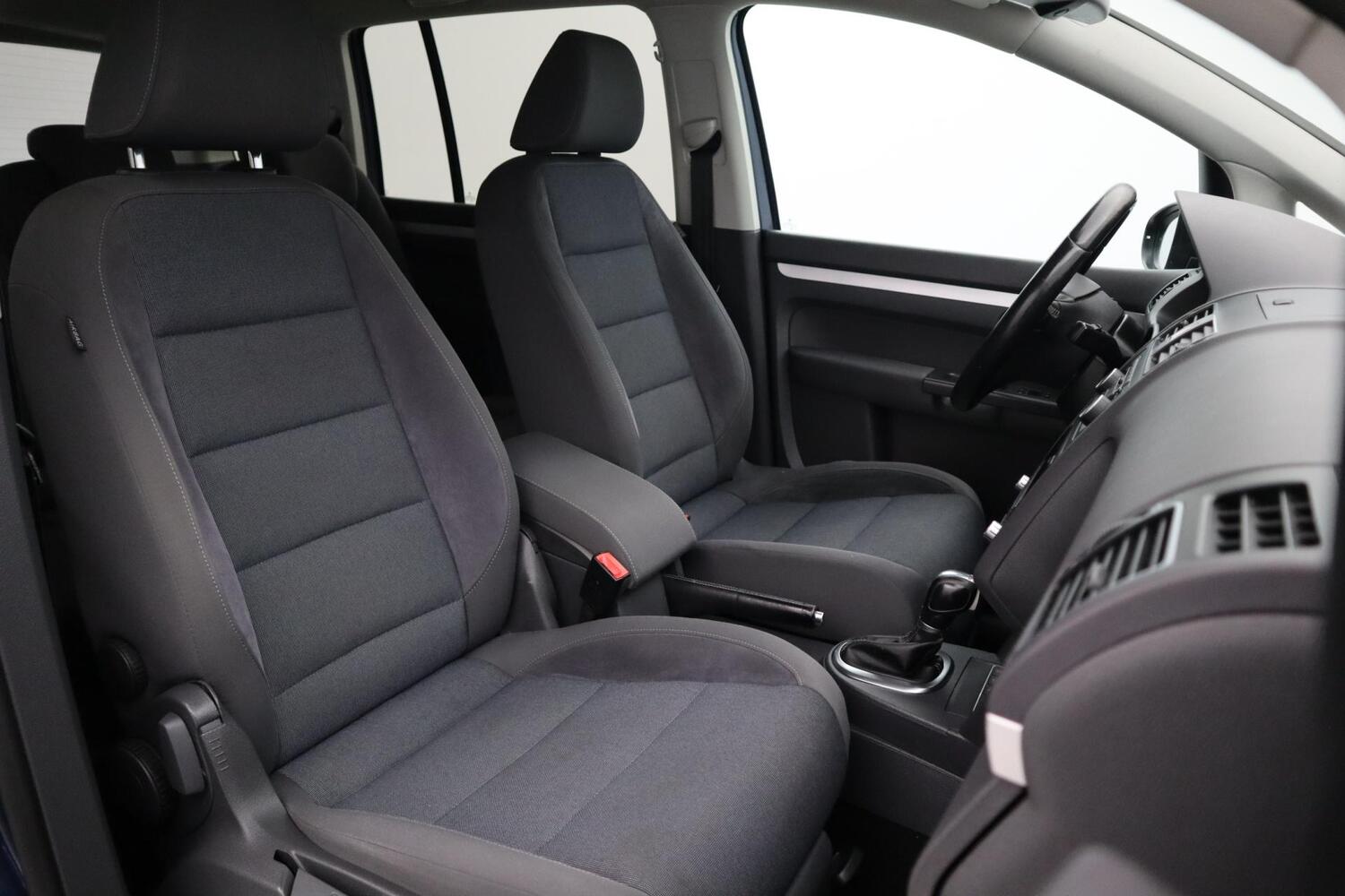 Volkswagen Touran vaihtoauto