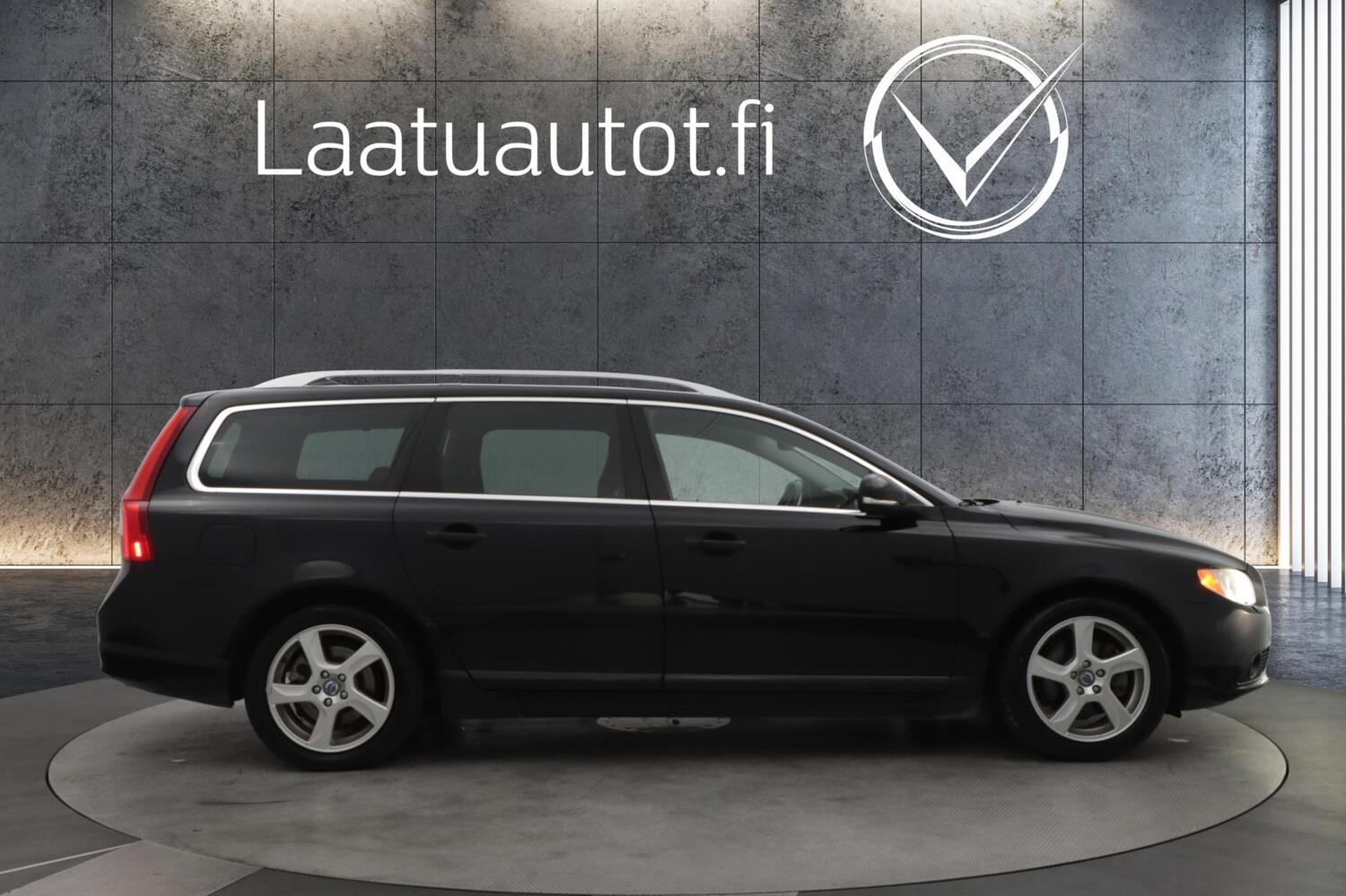 Volvo V70 vaihtoauto