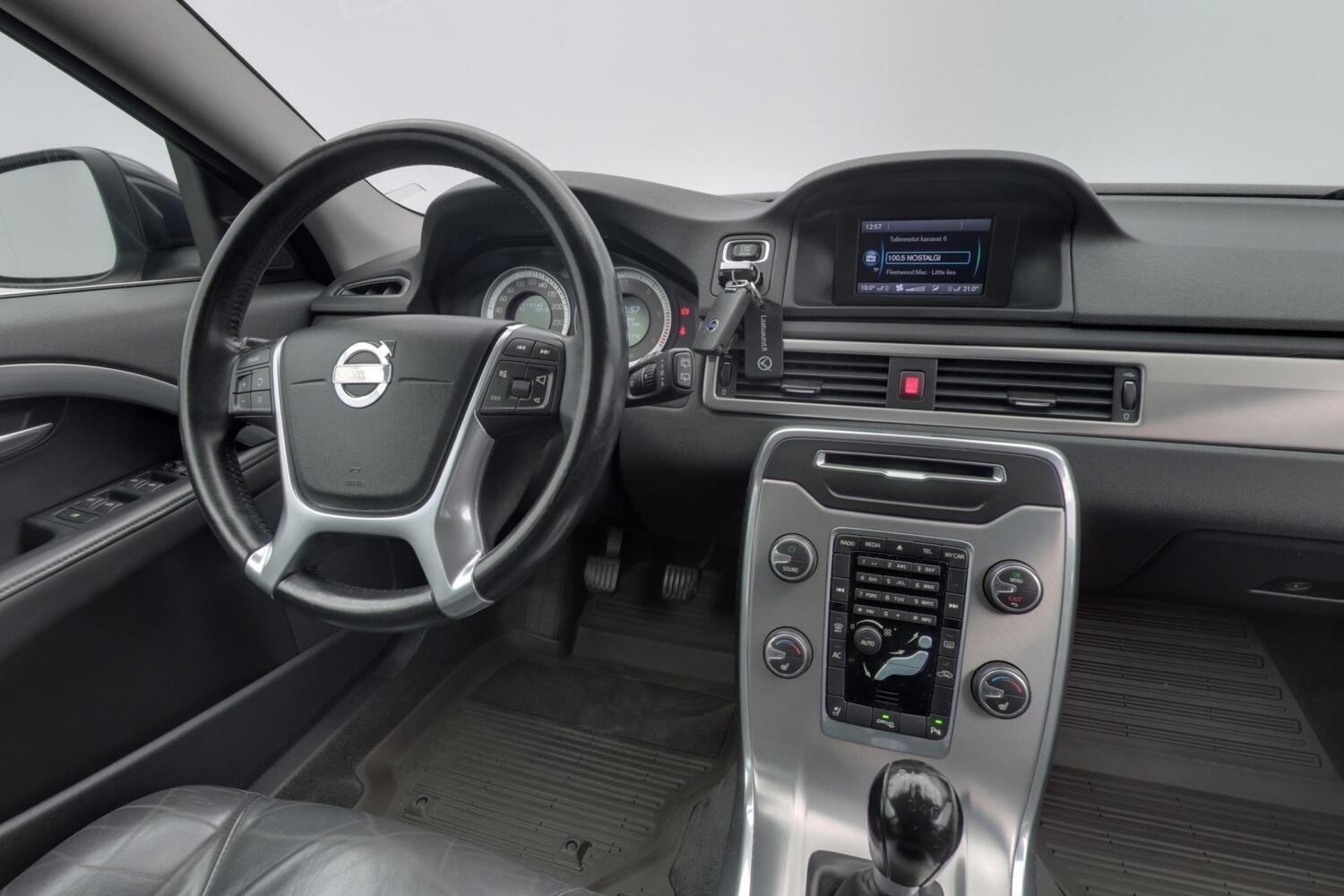 Volvo V70 vaihtoauto