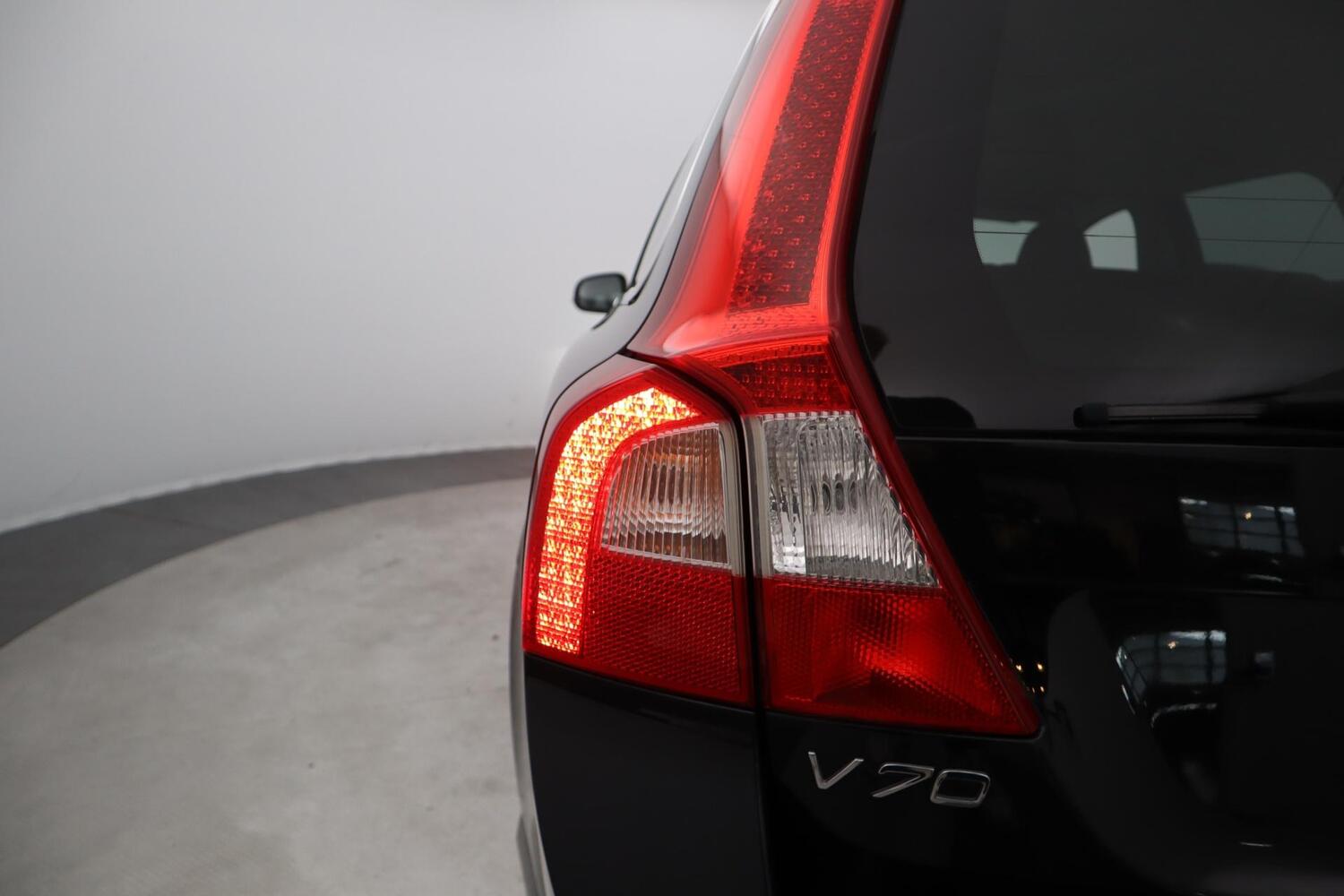 Volvo V70 vaihtoauto