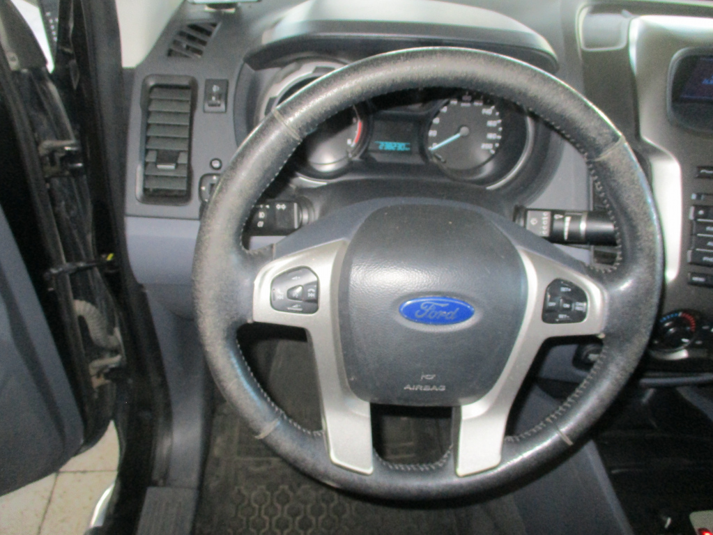 Ford Ranger vaihtoauto