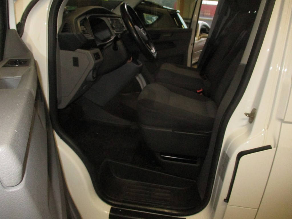 Volkswagen Transporter vaihtoauto