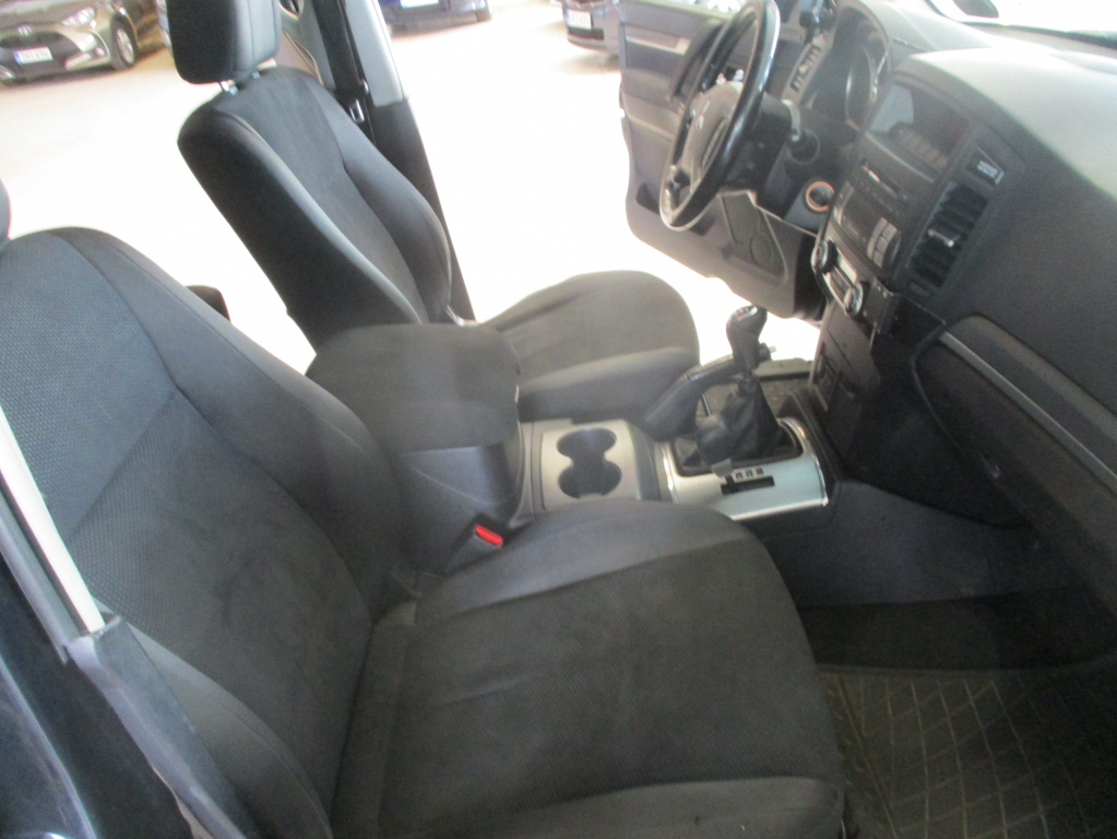 Mitsubishi Pajero vaihtoauto
