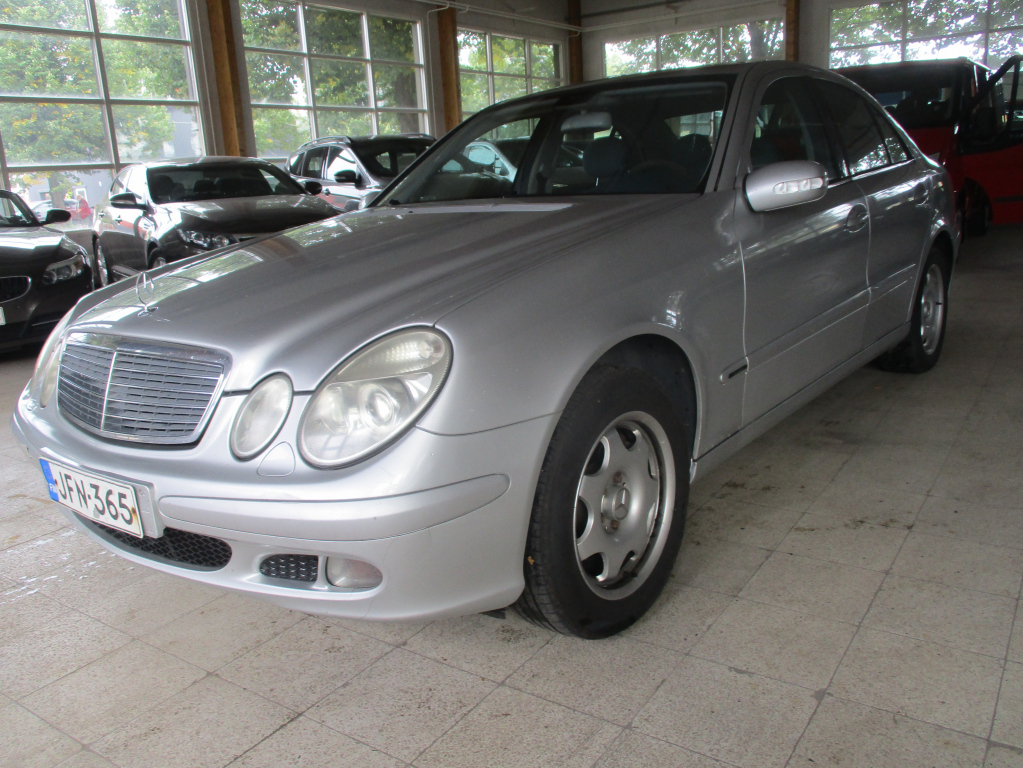 Mercedes-Benz E vaihtoauto