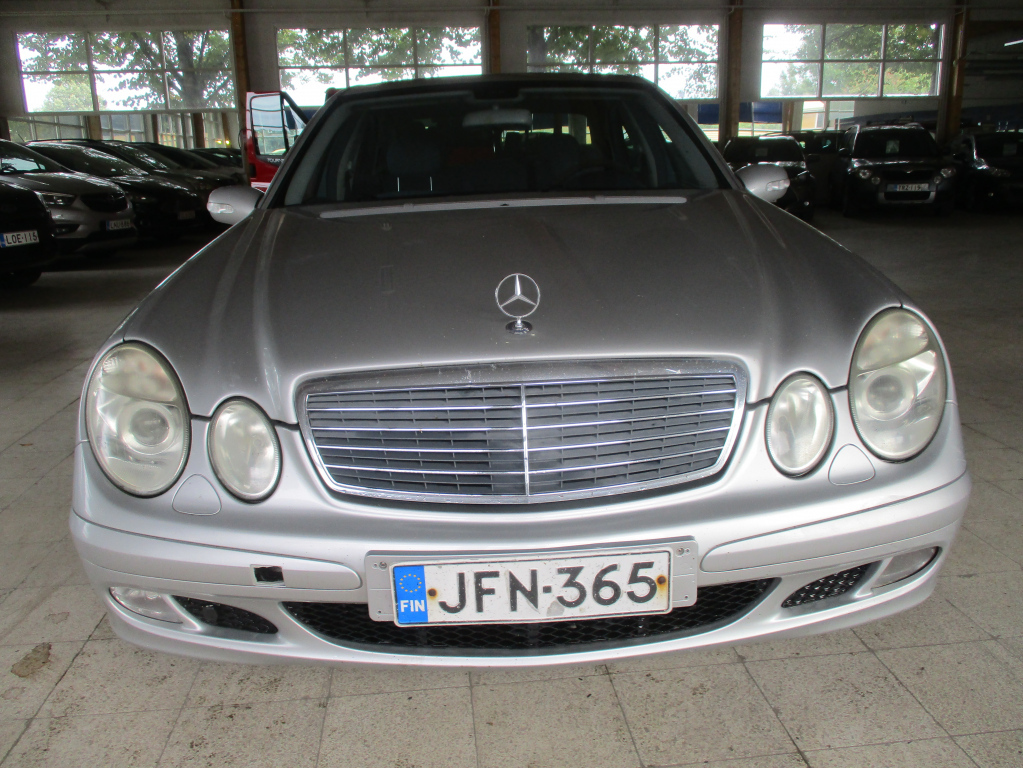 Mercedes-Benz E vaihtoauto