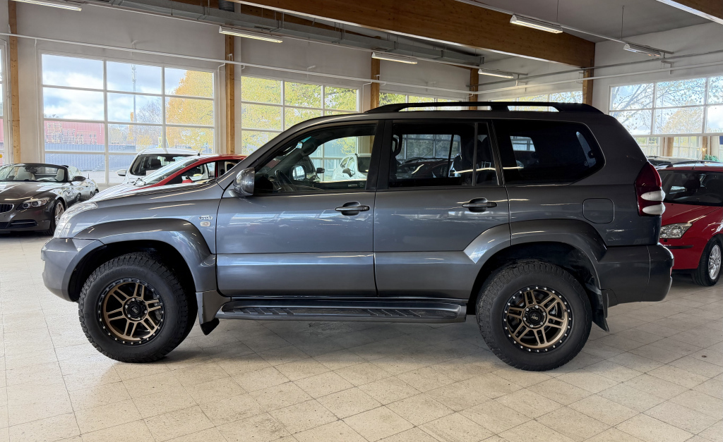 Toyota Land Cruiser vaihtoauto