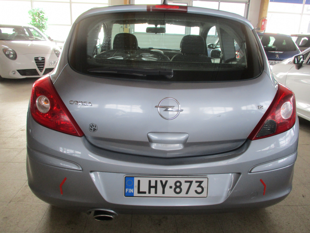 Opel Corsa vaihtoauto