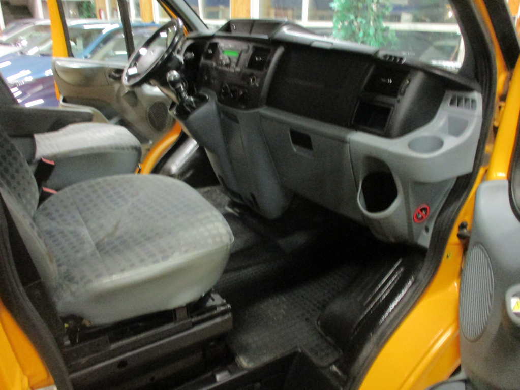 Ford Transit vaihtoauto