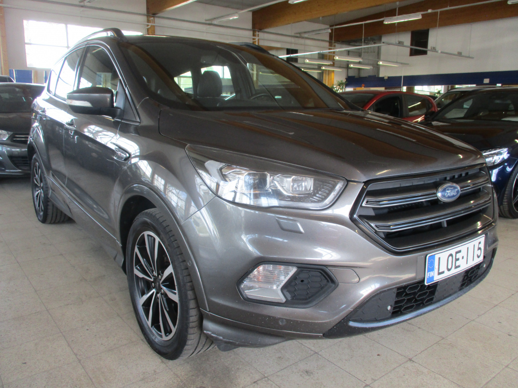 Ford Kuga vaihtoauto