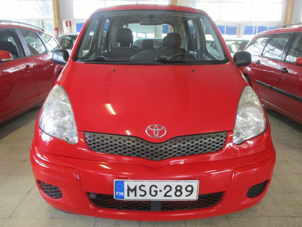Toyota Yaris vaihtoauto
