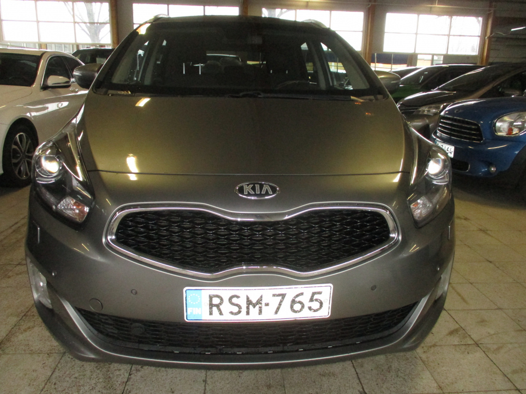 Kia Carens vaihtoauto