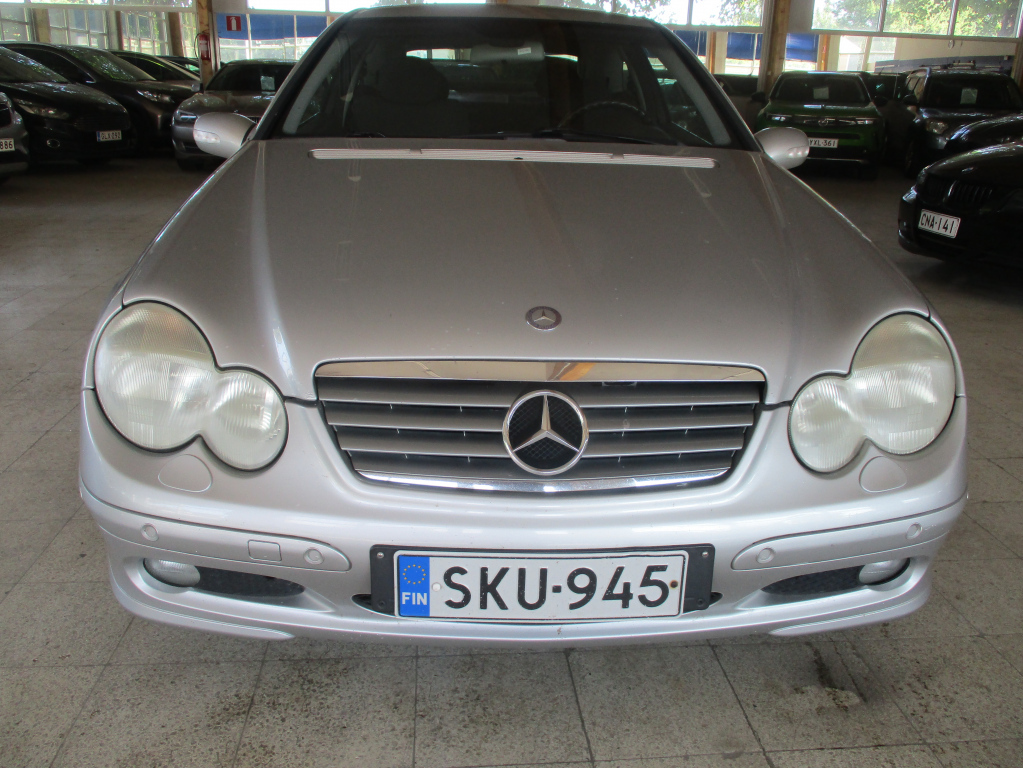 Mercedes-Benz C vaihtoauto