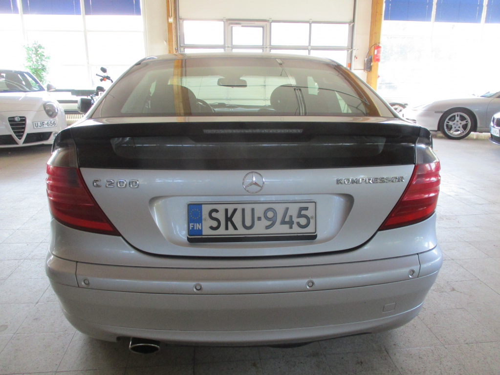 Mercedes-Benz C vaihtoauto