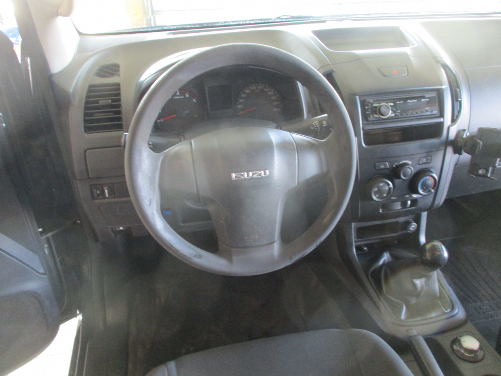 Isuzu D-Max vaihtoauto