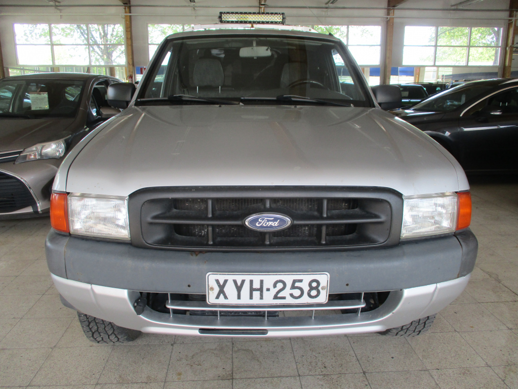 Ford Ranger vaihtoauto