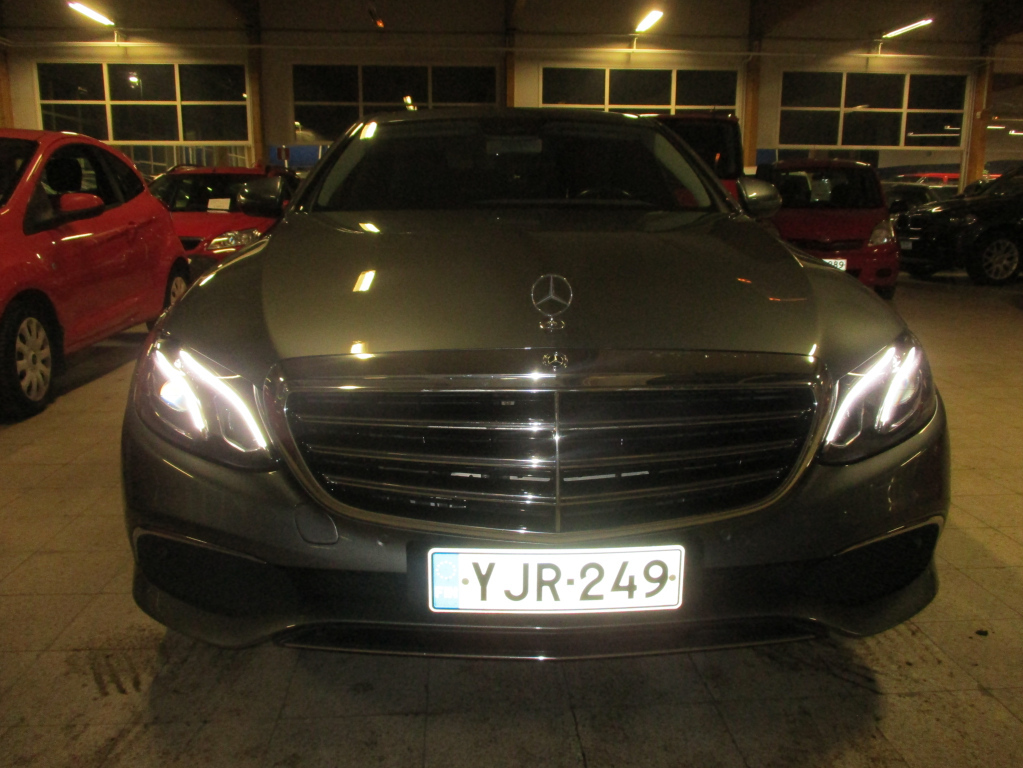Mercedes-Benz E vaihtoauto