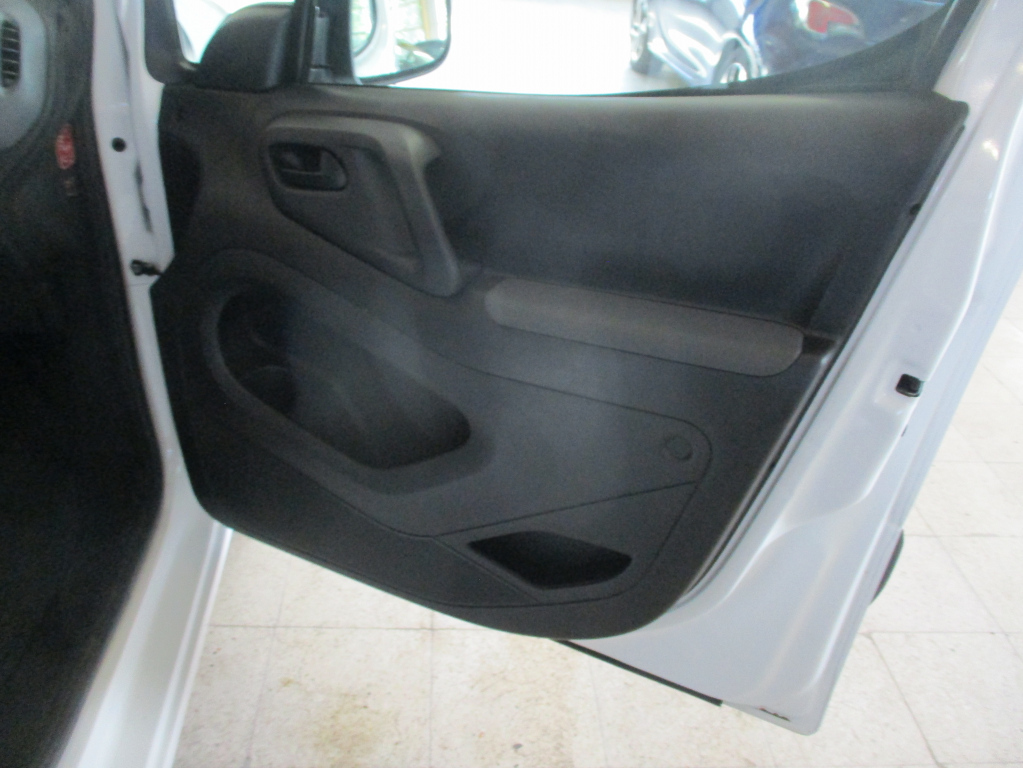 Citroën Berlingo vaihtoauto